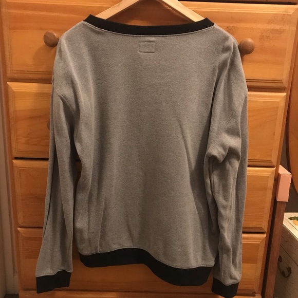 Minnie Mouse Vans Sweatshirt - Picture 6 of 10